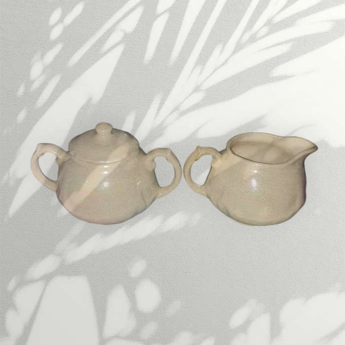 Pearl glaze creamer and sugar jar