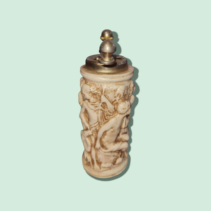 Vintage Acciaio Temperato Italian CARVED PEPPER GRINDER Italy Roman