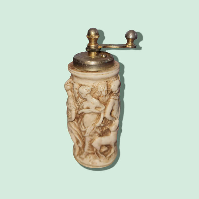 Vintage Acciaio Temperato Italian CARVED PEPPER GRINDER Italy Roman