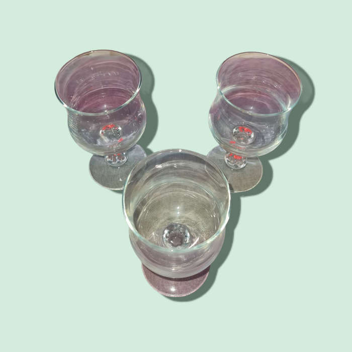 Vintage 3 x Wine Glasses