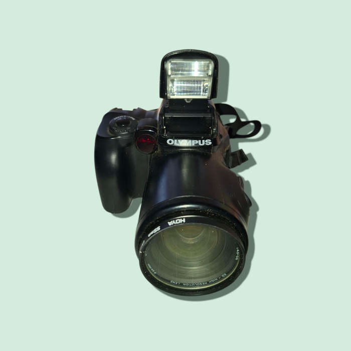 Vintage Olympus IS-3000 35mm Film Camera 35-180mm f/4.5-5.6 ED Lens