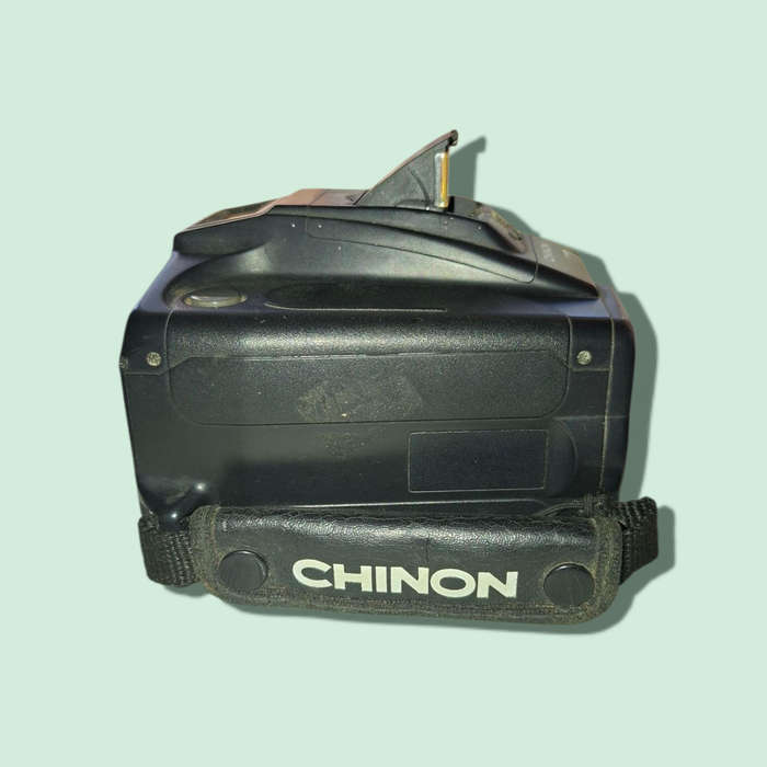 Chinon Genesis 35mm SLR Bridge Camera 35-80