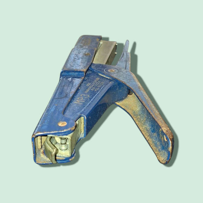 VINTAGE MARKWELL MP3 HEAVY DUTY INDUSTRIAL STAPLING PLIER BLUE