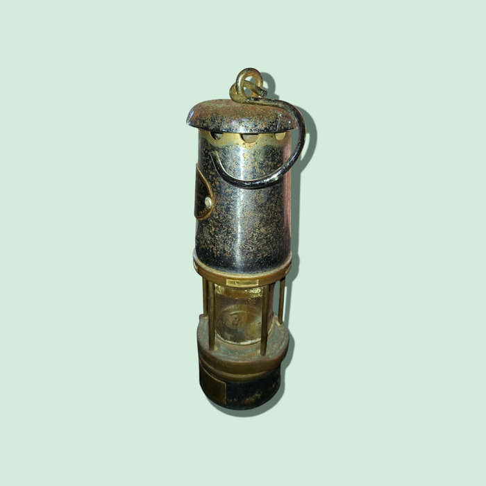 Wolf safety mining lamp