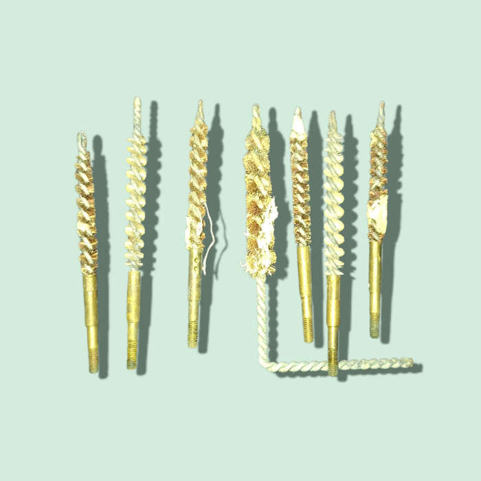 CLEANING KIT FOR R4 RIFLE -- 5.56mm --