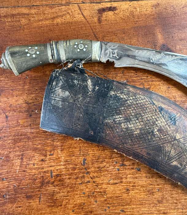 Kukri knife (India). 31cm in length