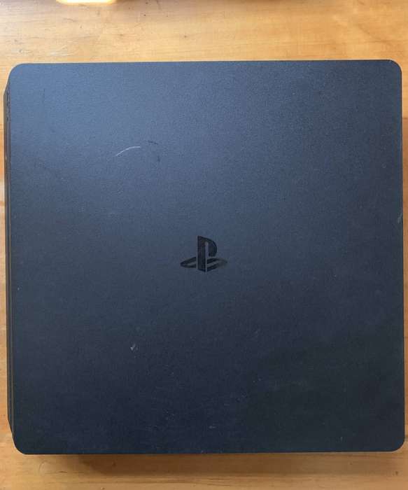 PS4 Slim