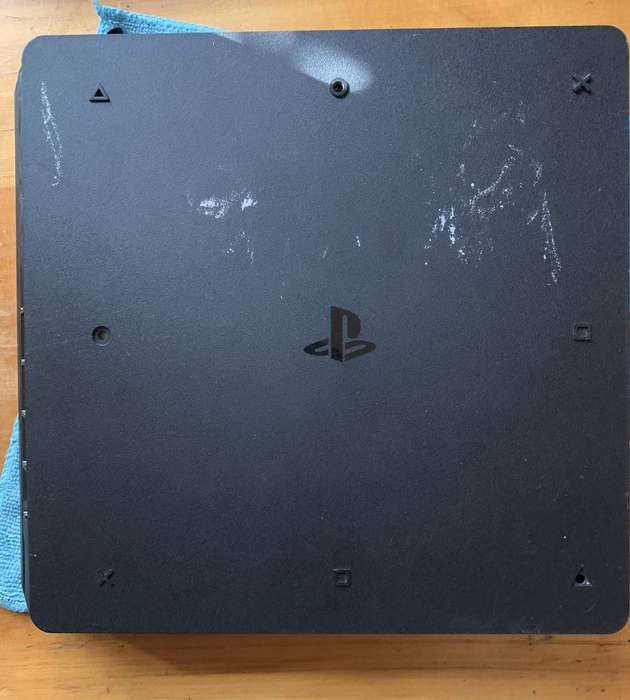 PS4 Slim