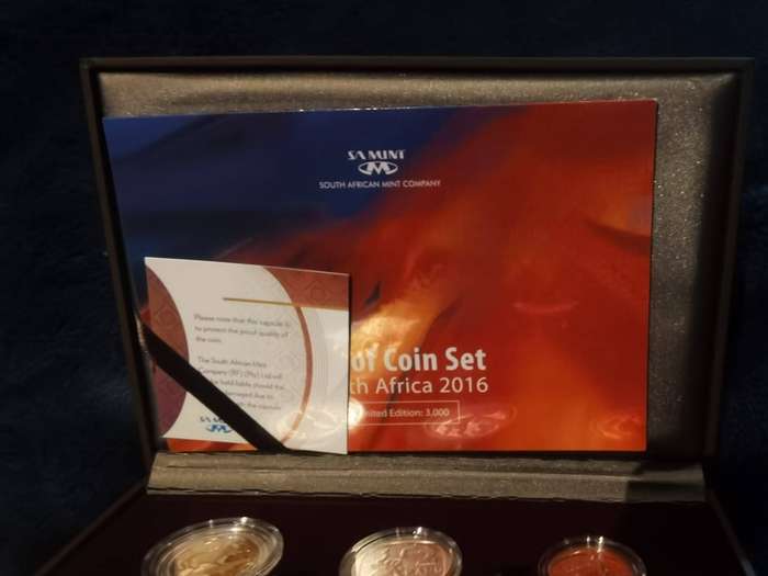 2016 South Africa Proof Set - Mintage  of only 741 !!