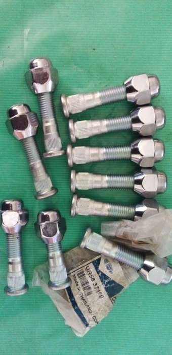 FORD RANGER WHEEL STUDS AND NUTS.
