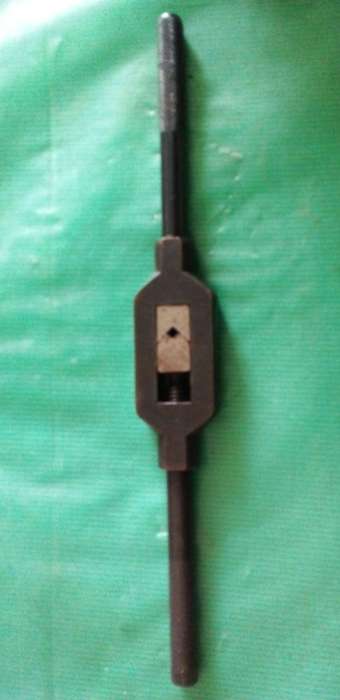 T HANDLE  FOR TAP BITTS