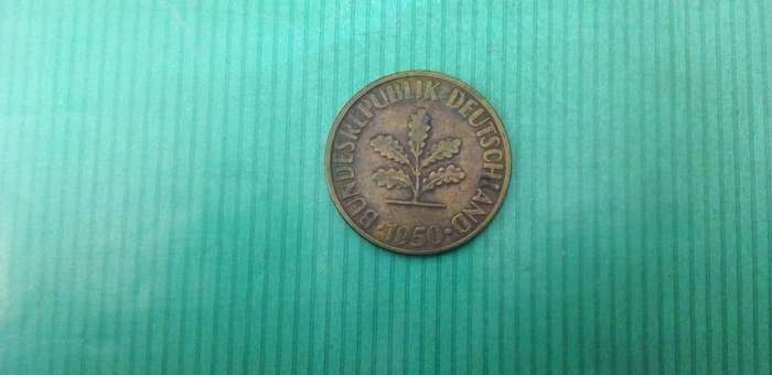 DEUTSCHLAND 1950 10 PFENNIG COIN.