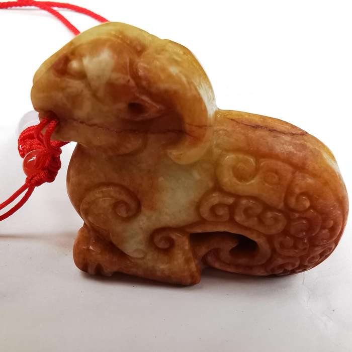 Antique Chinese Late 19th century Hotan jade carving
