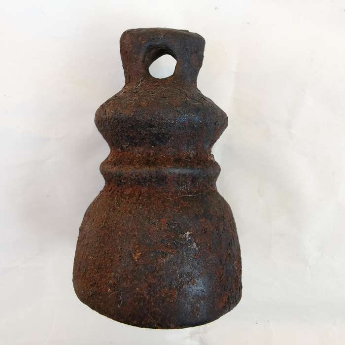 Eastern Vintage weights Lovely item, undamaged
