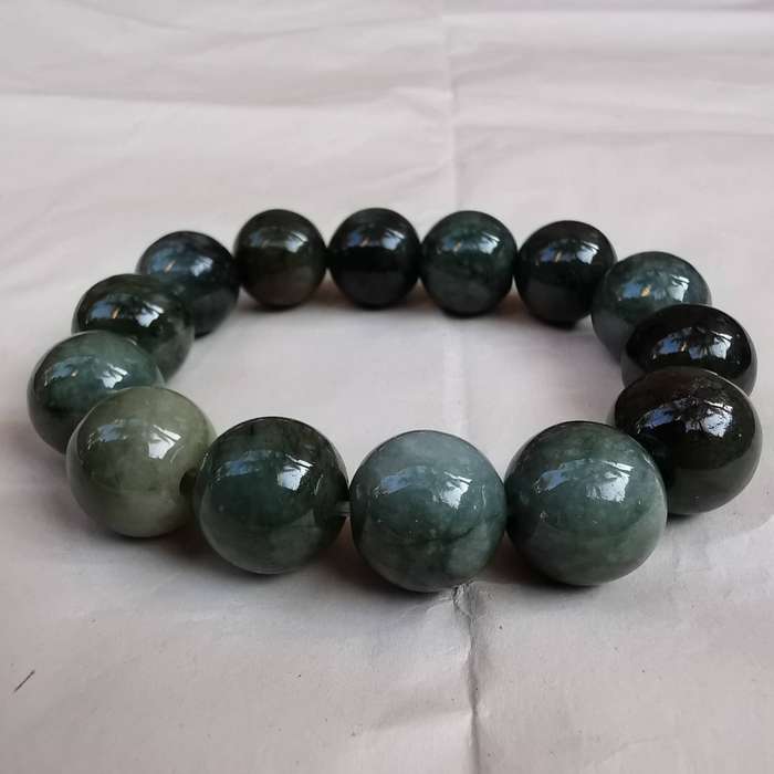 Antique Chinese jade bracelet