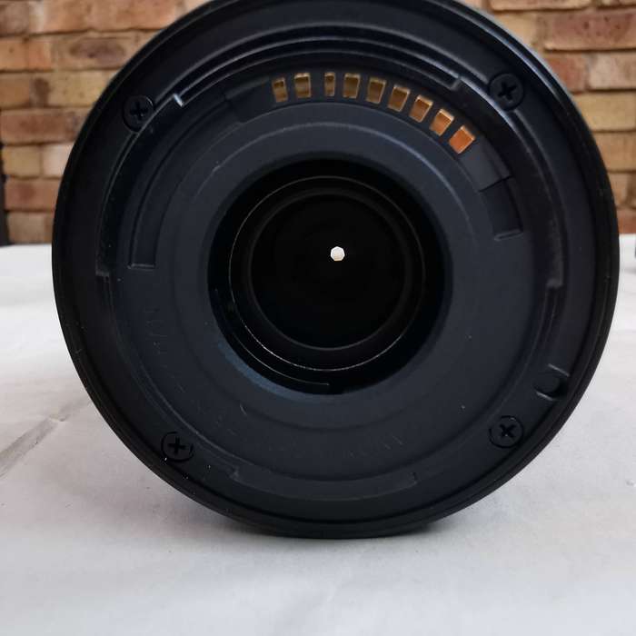 Canon Camera Lens MACRO 1.0m/3.3ft  55-200mm BRAND NEW