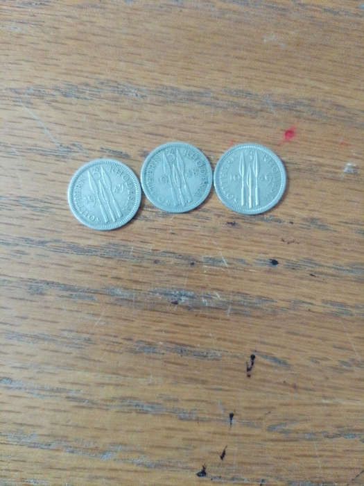 Southern Rhodesia 3 d coins 1947.1948.1949.