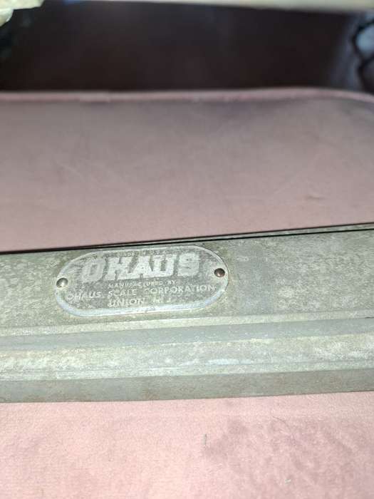 Ohaus scale, USA with 2 weight balances