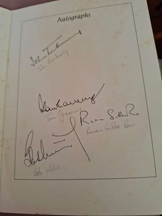 1st cricket team to England 1994 souvenir, plus 4 x English cricket legends autographs