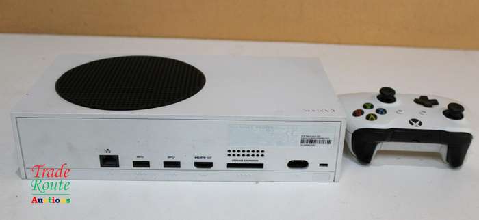 Microsoft - Xbox Series S 512GB SSD Console + 1 Controller