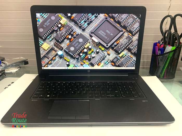 HP ZBook 17 G3 Laptop Engineering Core i7  16GB RAM 256GB SSD 17" LAPTOP nVidia Quadro 4GB * Monster