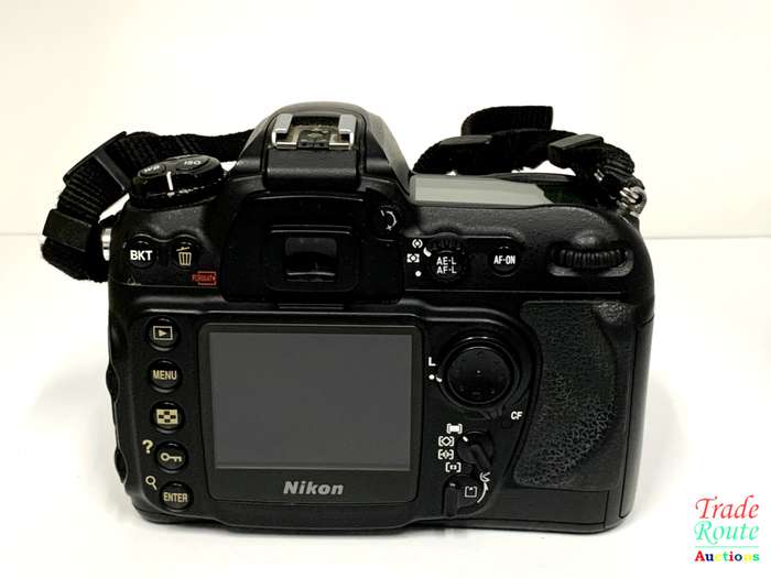 NIKON D200 DSLR CAMERA Body (ONLY) 10.2 Megapixels