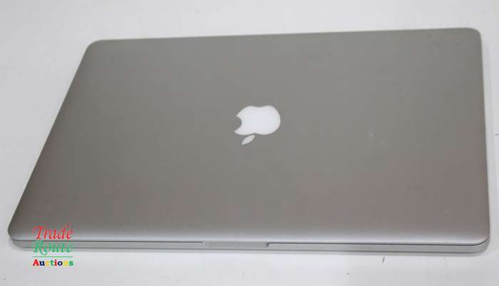 Apple MacBook Pro 15.4-inch  | Core i7 2.2GHz | 16GB RAM | 256GB SSD MID 2015 **  MAC OS Monterey **