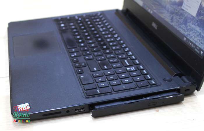 DELL VOSTRO 3568 15.6inch LAPTOP | CORE i7 7500U 7th Gen 2.7GHz | 16GB RAM | 320GB HDD -Damaged body