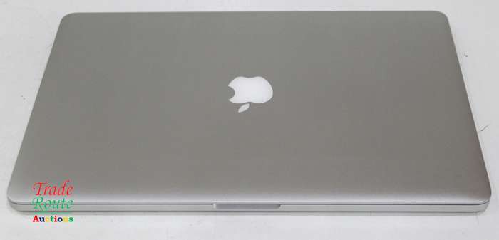Apple MacBook Pro 15.4-inch  | Core i7 2.2GHz | 16GB RAM | 256GB SSD MID 2015 **  MAC OS Monterey **
