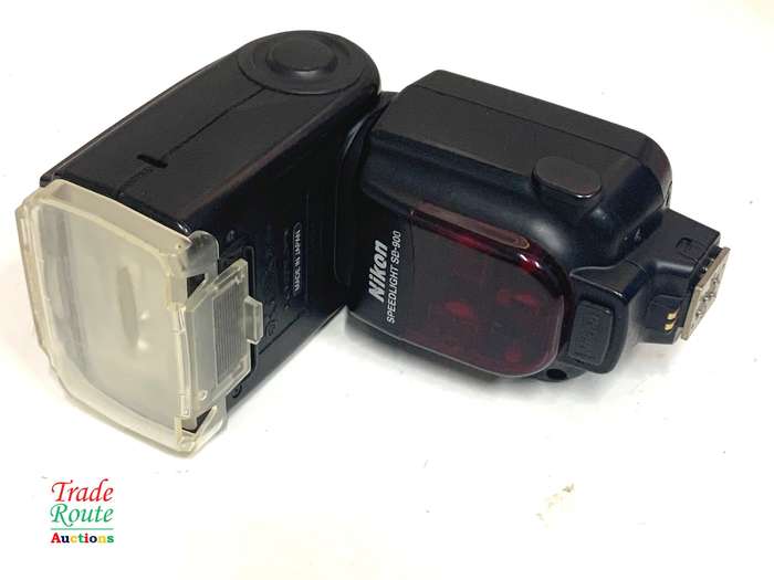 Nikon SB-900 Speedlight Flash for Nikon DSLR Cameras