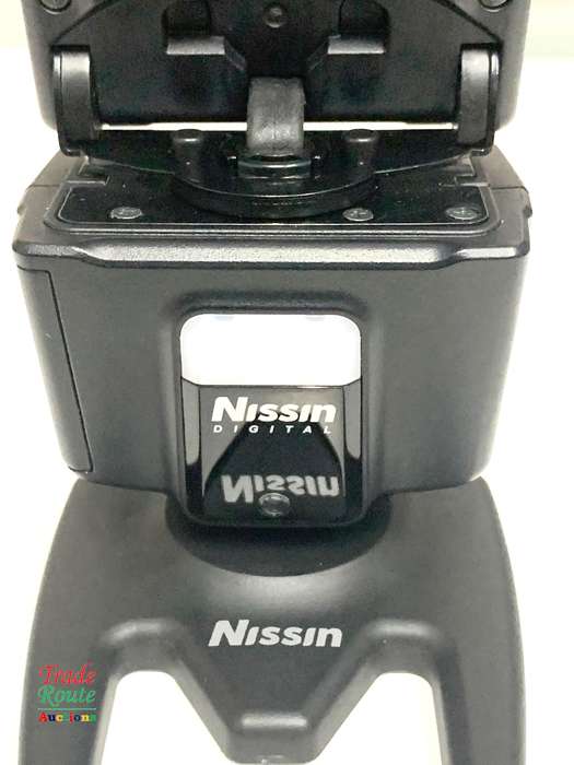 Nissin i40 Flash for Fujifilm Mirrorless Digital cameras Flash works with X-T4, X-T3, X-T2, X-T1 etc