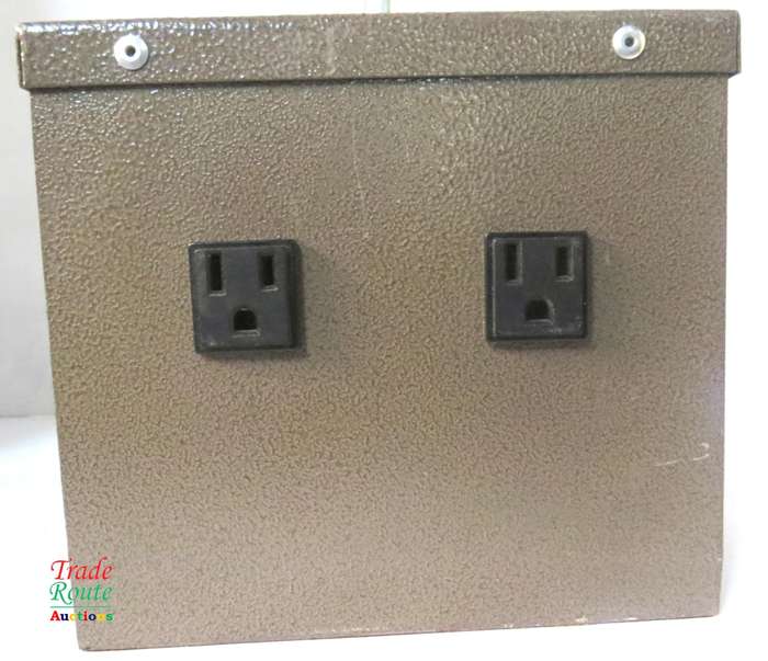 Auto Step-Down Transformer 1.5KVA 220V to 110V AC 1500W - US plug