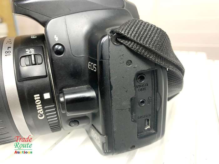 Canon 400D Digital SLR camera 10.1 Megapixels + Canon EFS 18-55mm Lens Kit