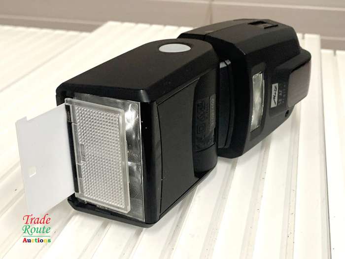 Metz mecablitz 58 AF-2 digital Flash for Canon DSLR Cameras