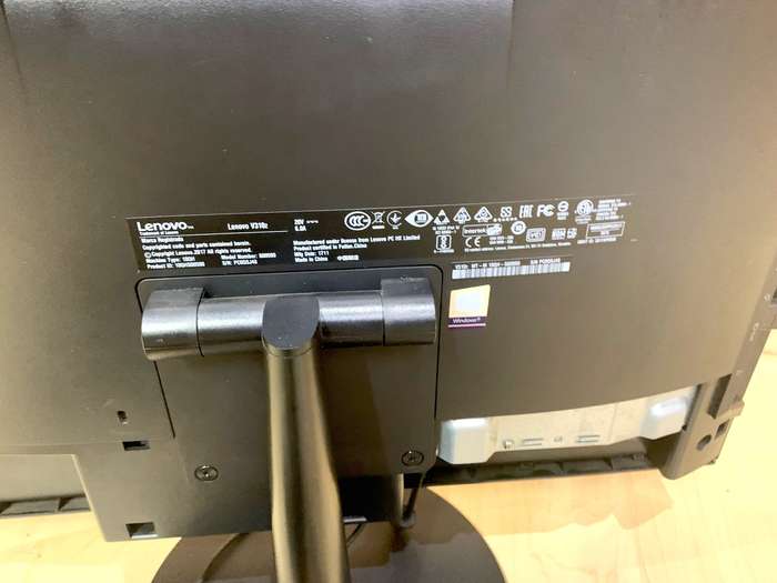 Lenovo ThinkCentre V310z i5-7400 19.5" All-In-One Desktop Computer