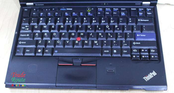 Lenovo Thinkpad X220 Core i5 2540M 2.6GHz 4GB RAM 320GB HDD Notebook