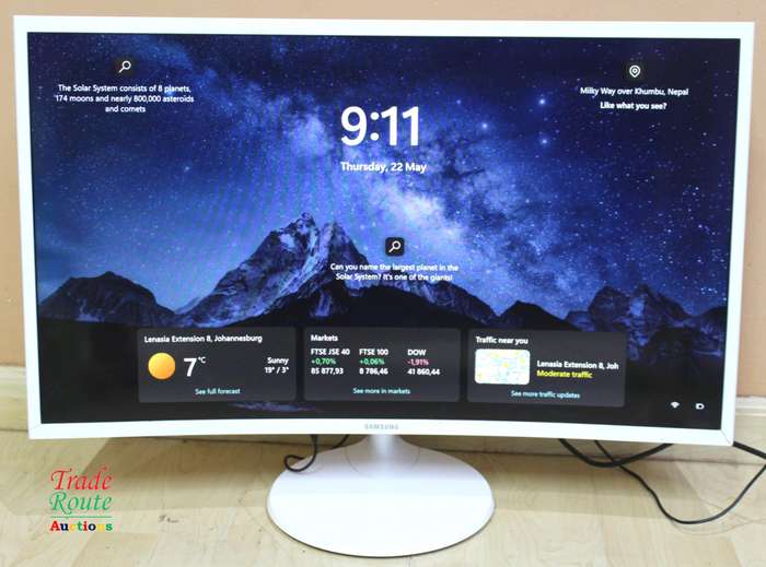 Samsung 32-inch Full HD Curved LED Monitor C32F391FWU 1920 x 1080