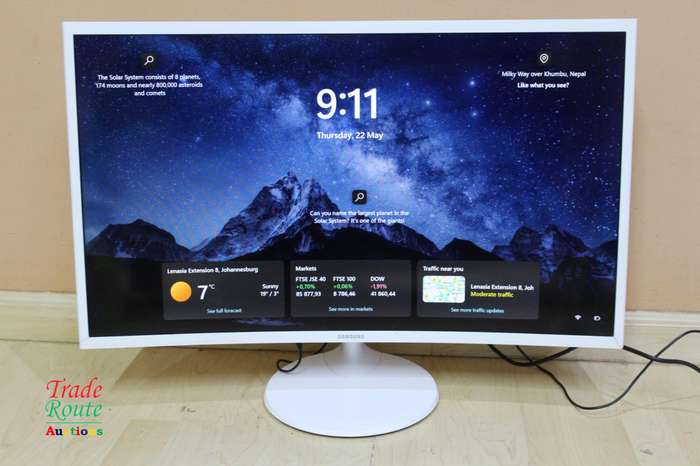 Samsung 32-inch Full HD Curved LED Monitor C32F391FWU 1920 x 1080
