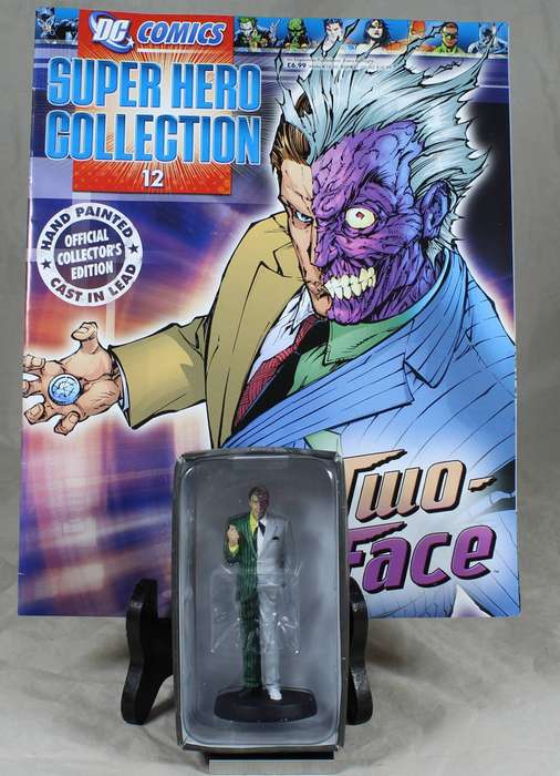 DC Comics - Super Hero figurine - Two Face
