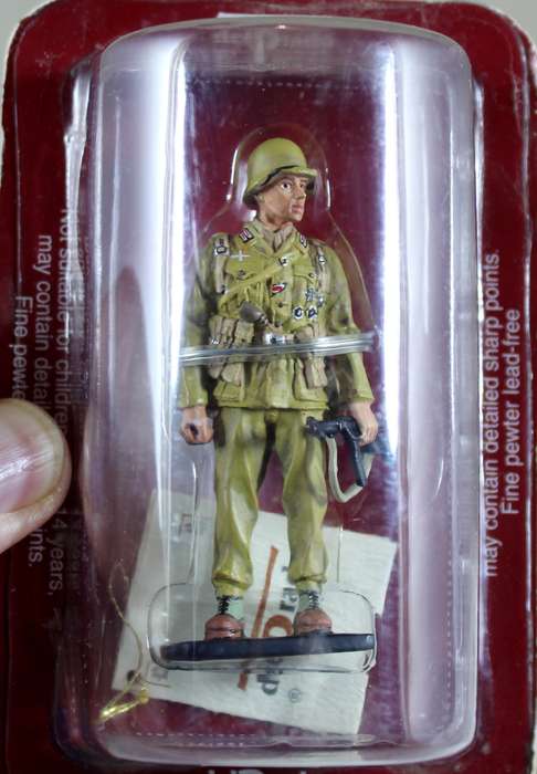 del Prado lead soldier - Warrant officer Afrikakorps Germany 1942/3