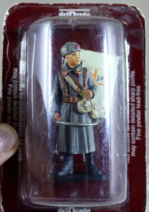 del Prado lead soldier - Infantry soldier Stalingrad USSR 1943