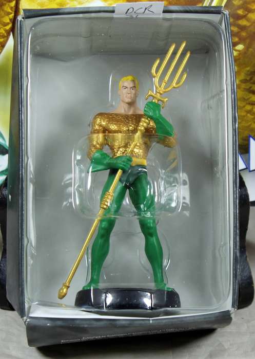 DC Comics - Super Hero figurine - Aquaman
