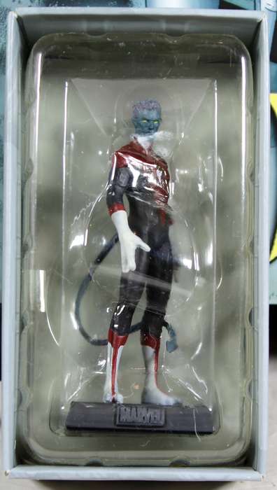 Marvel comics - lead, hand painted figurine with book - Nightcrawler #42