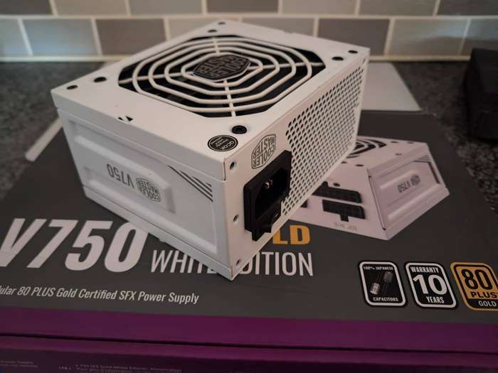 Cooler Master V750 SFX GOLD WHITE EDITION