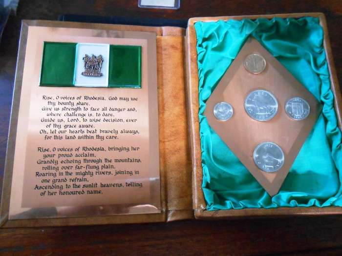 Rhodesian 1975 Coin Set