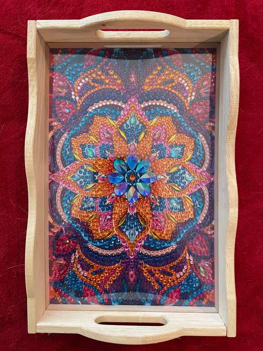 Diamond art - beautiful tray (completed)