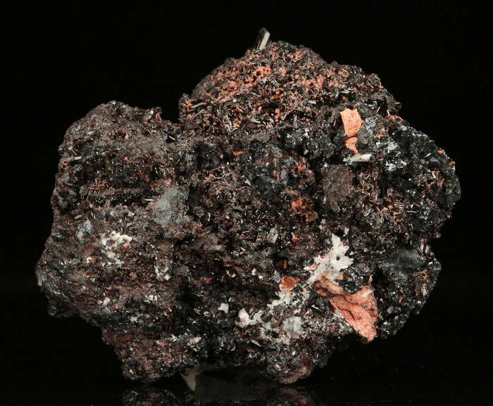 Manganvesuvianite on Hausmannite,"N'Chwaning II Mine, Kalahari Manganese Field, Northern Cape, South