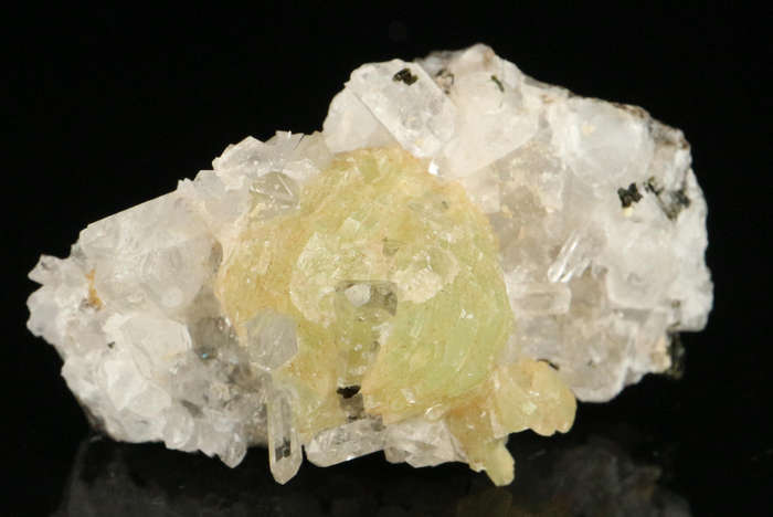 Prehnite on Matrix, Gobobosebberge Mnt, Namibia