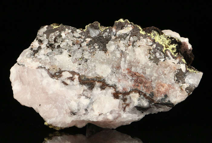 Mangnaoan Calcite on Goethite,"N'Chwaning II Mine, Kalahari Manganese Field, Northern Cape, South Af
