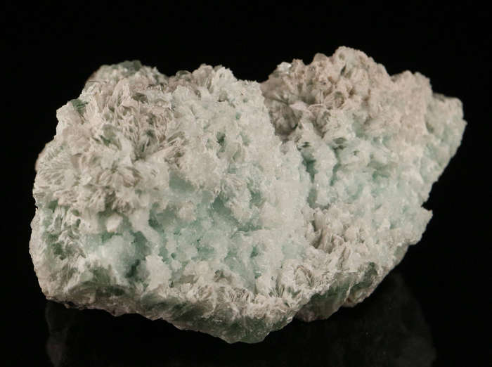 Hemimorphite on Tarbuttite, Skorpion Mine, Karas Region, Namibia